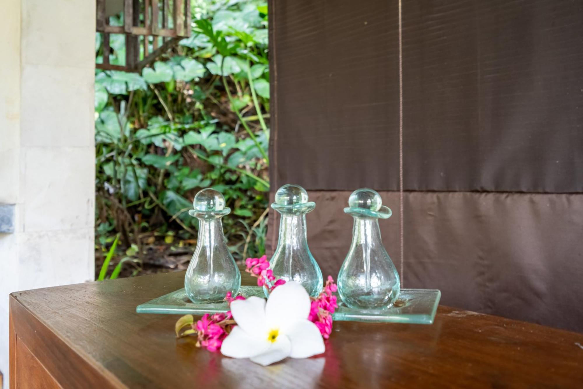 Themma Jungle - Sumptuous 3br Luxury With Majestic Jungle View North Of Ubud