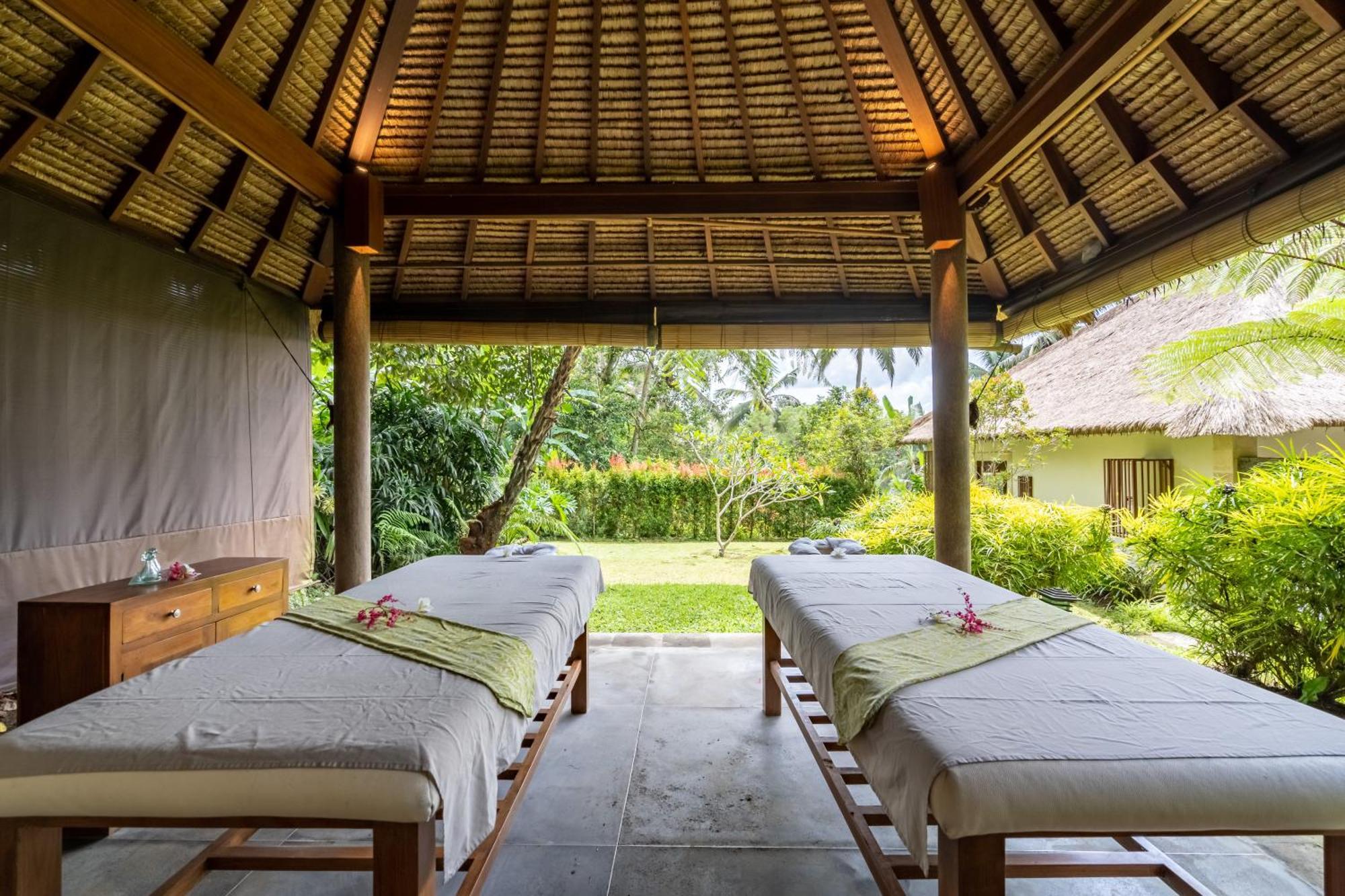 Pousada Themma Jungle - Sumptuous 3br Luxury With Majestic Jungle View North Of Ubud